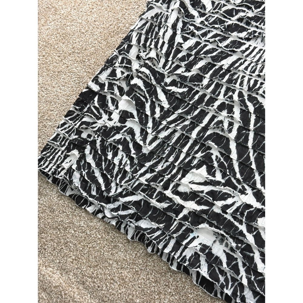 Cato Woman Zebra Ruffle Rosette Tank Top Black White 18 20W Sleeveless Y2K Plus - Picture 9 of 11